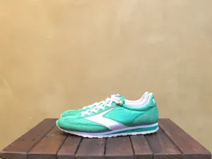 110166 1D 311 Brooks Vanguard Heritage Kelly Green/White