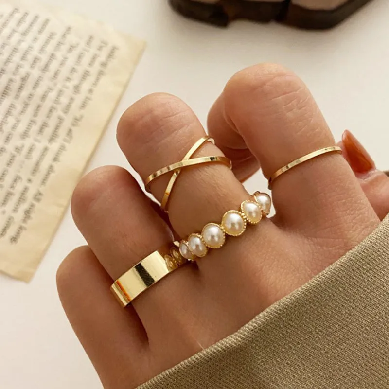 4 Pcs Pearl Cross Knuckle Plain Ring Set