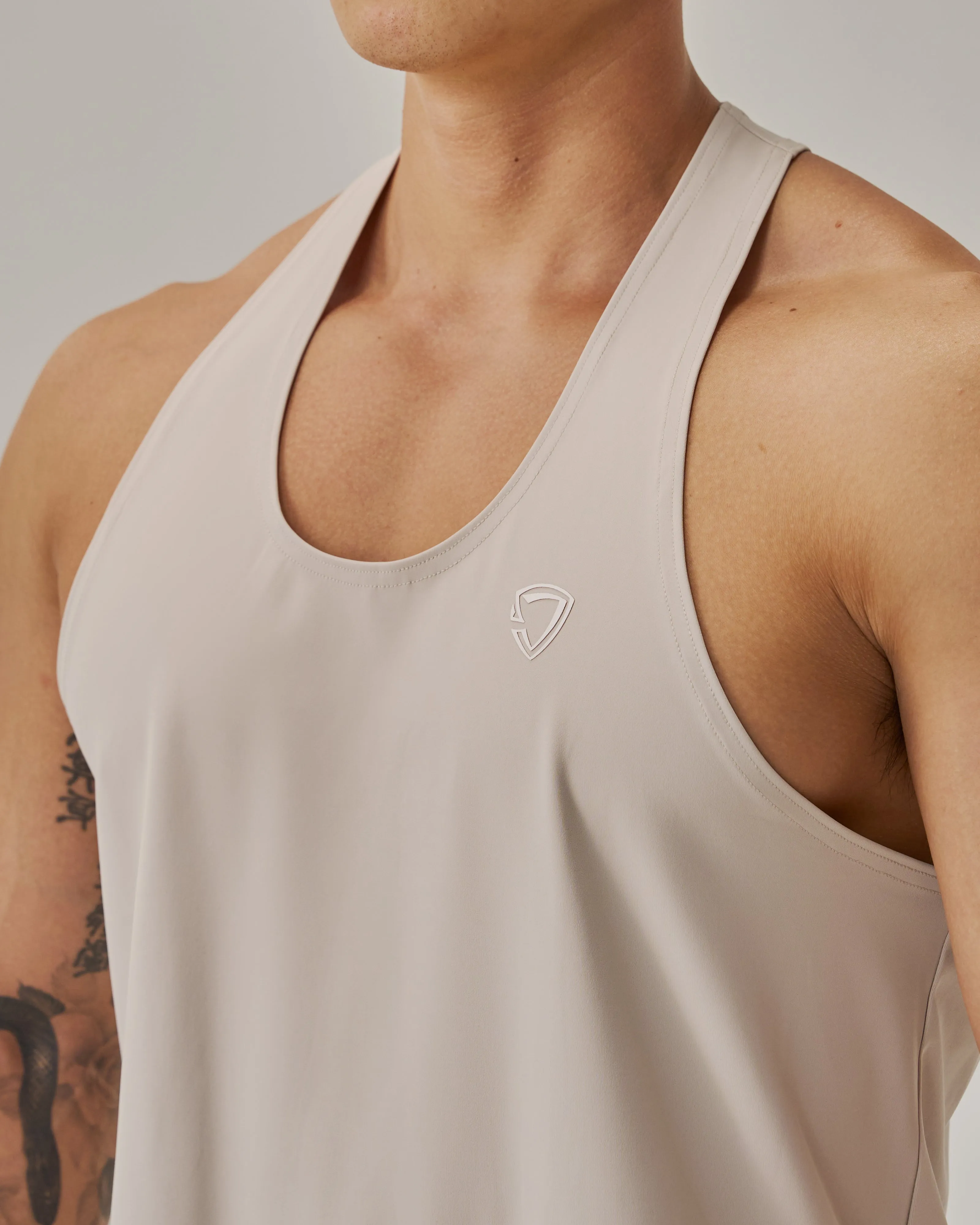 Adapt Muscle Stringer