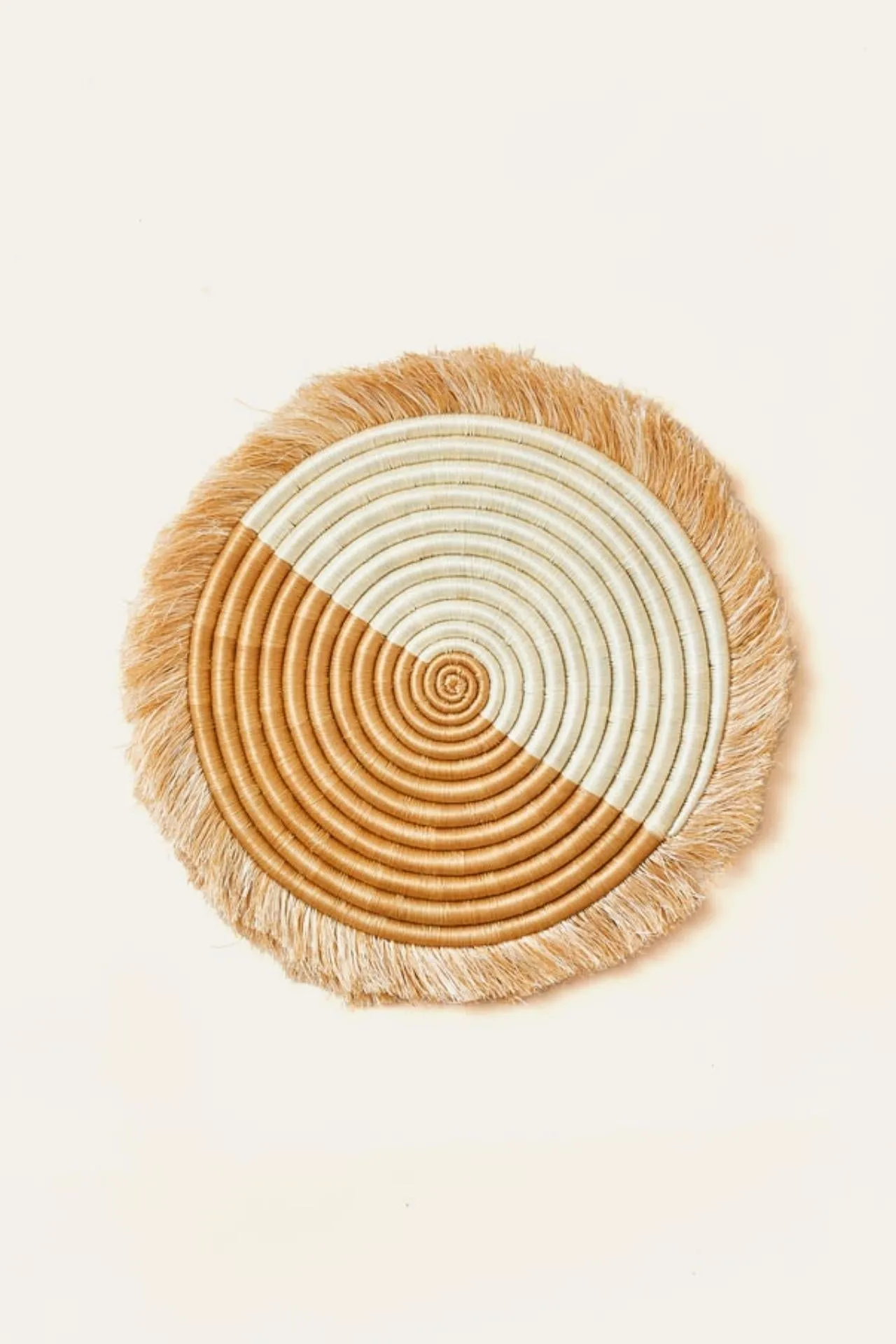 Akeza Fringe Placemat in White
