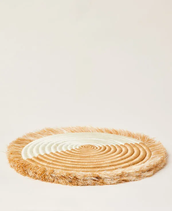 Akeza Fringe Placemat in White