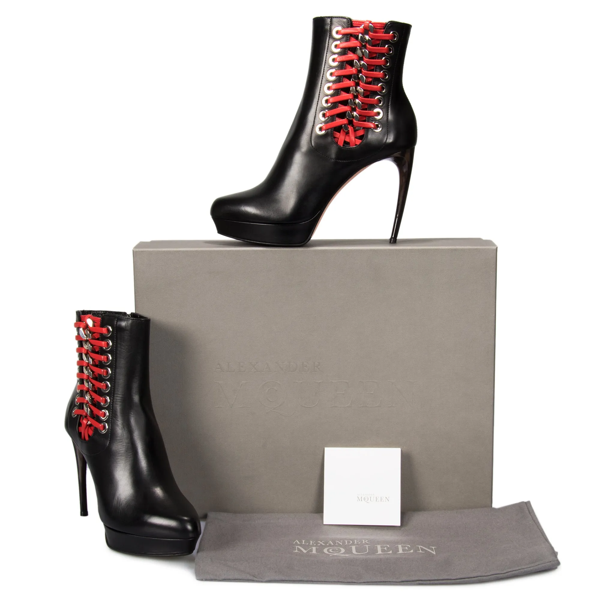 Alexander McQueen Braided Chain Leather Pumps