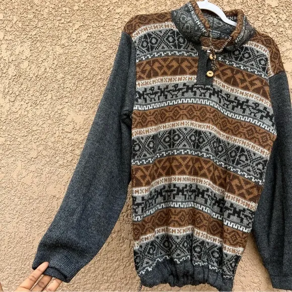 Arte Inka-Berfass 100%‎ Alpaca wool knitted sweater with wood buttons gorpcore