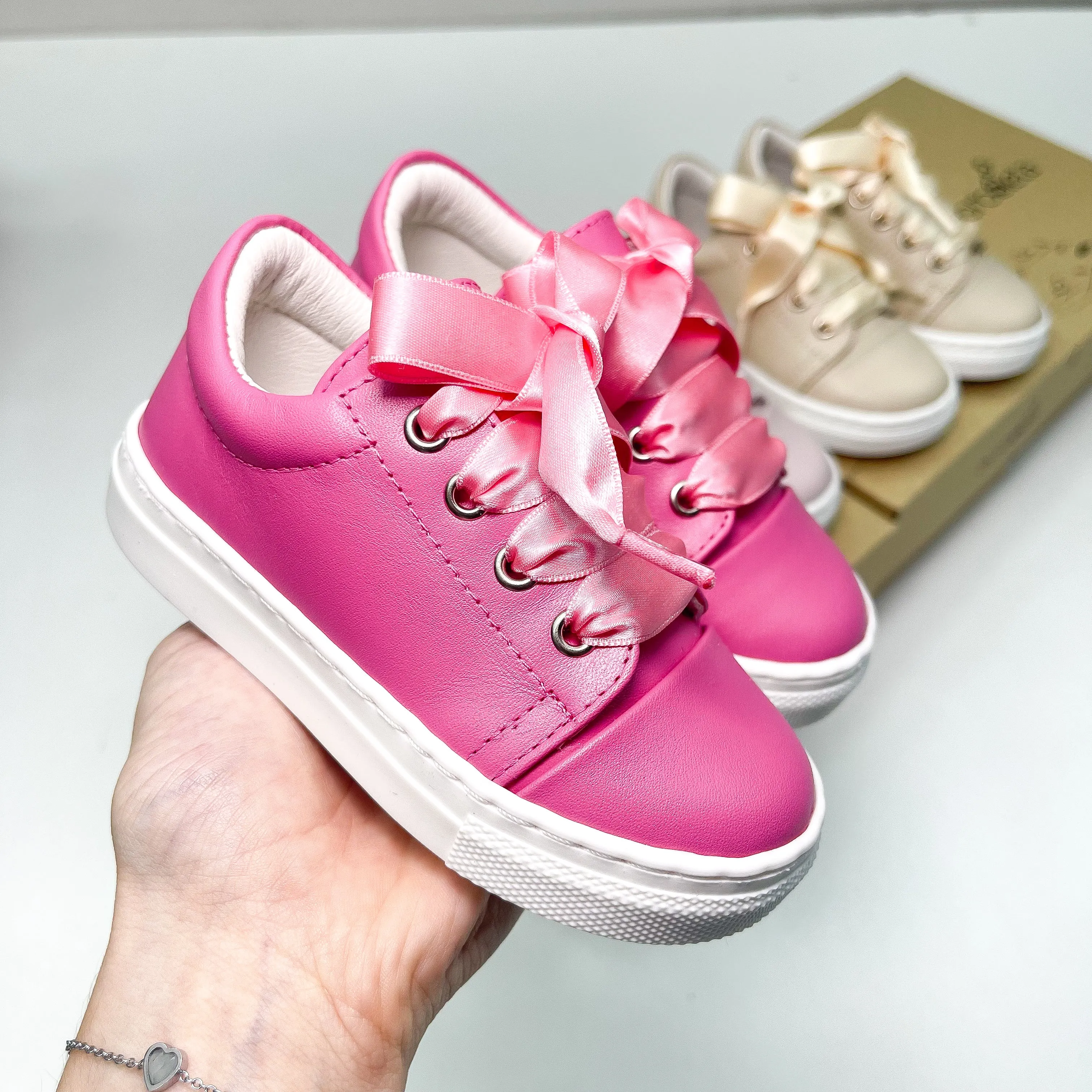 Borboleta Girls Santiago Fuchsia Leather Shoes 9