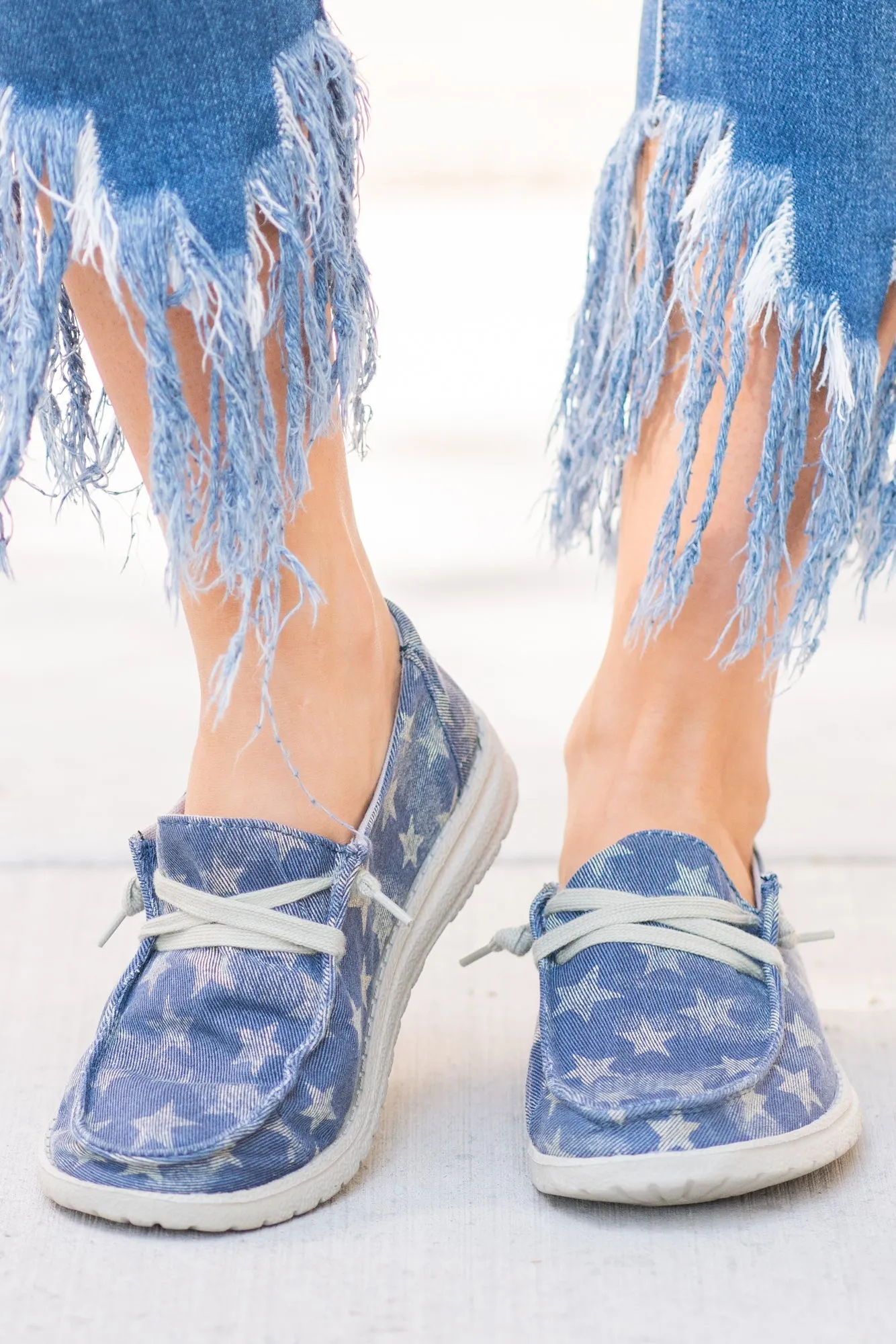Cadence 2 Star Sneakers