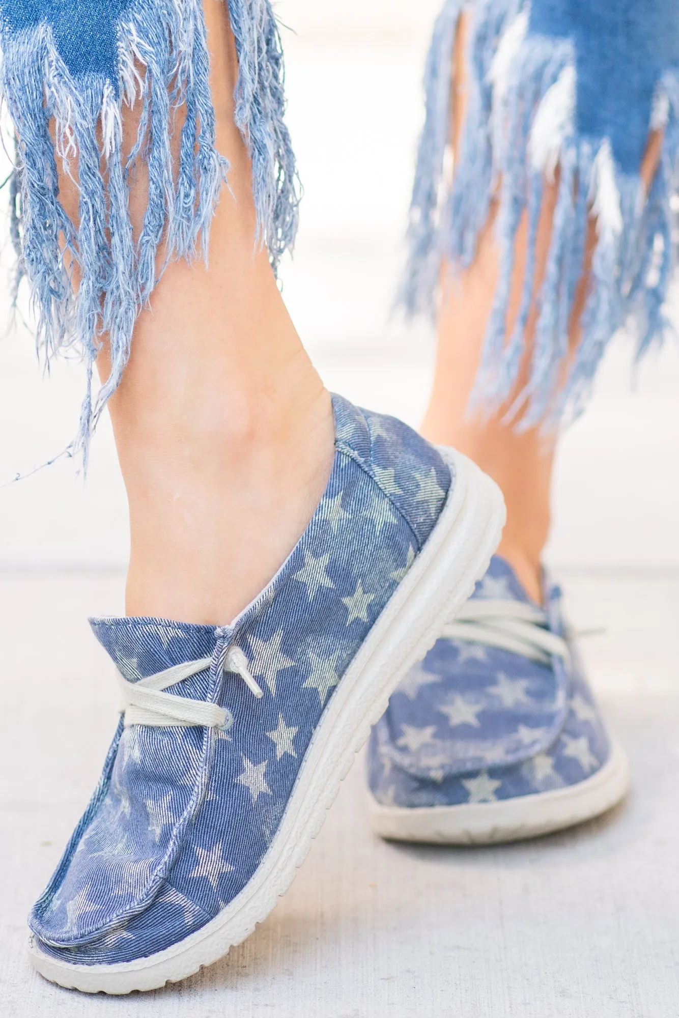 Cadence 2 Star Sneakers