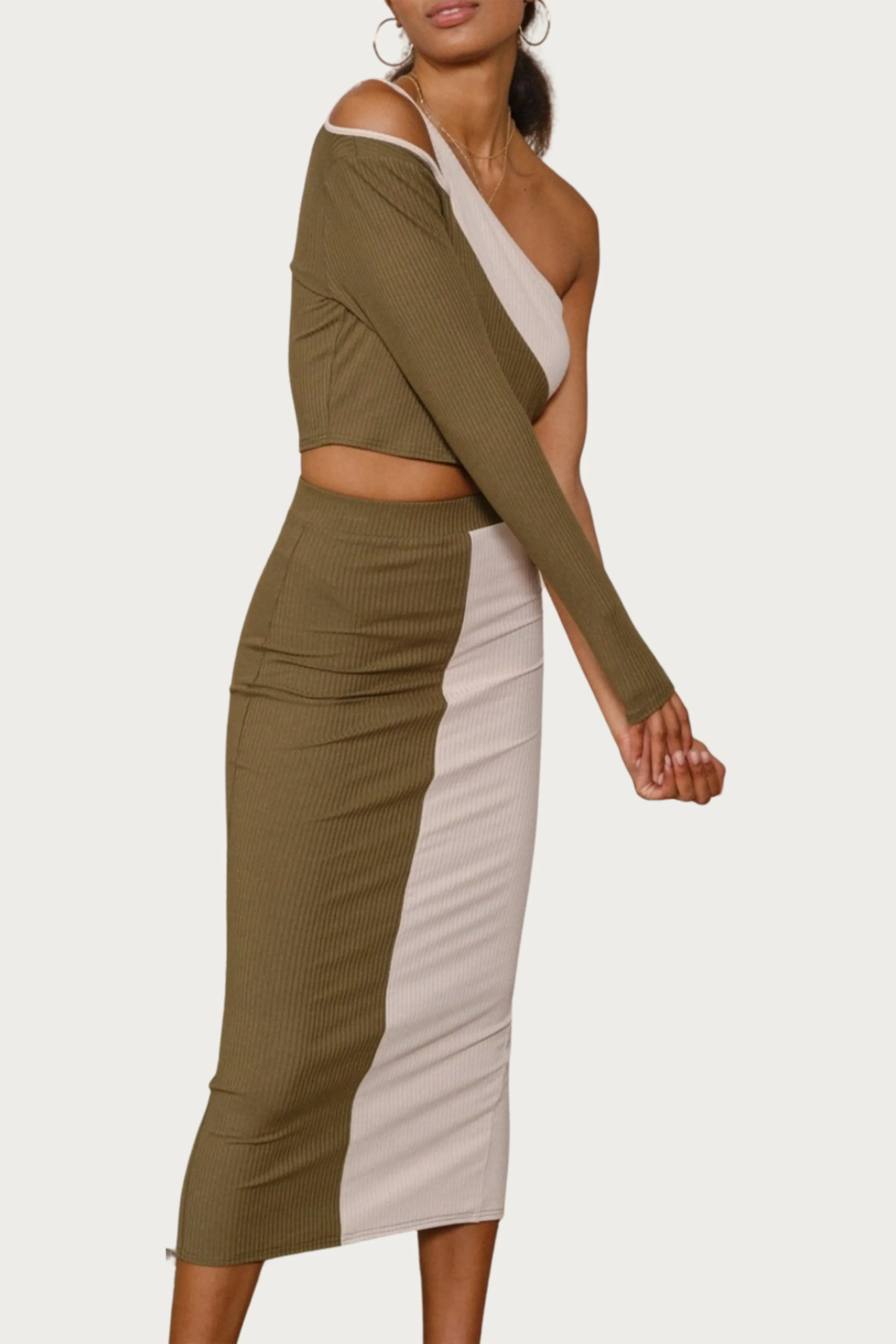 COLORBLOCKED RIBBED-KNIT MIDI SKIRT