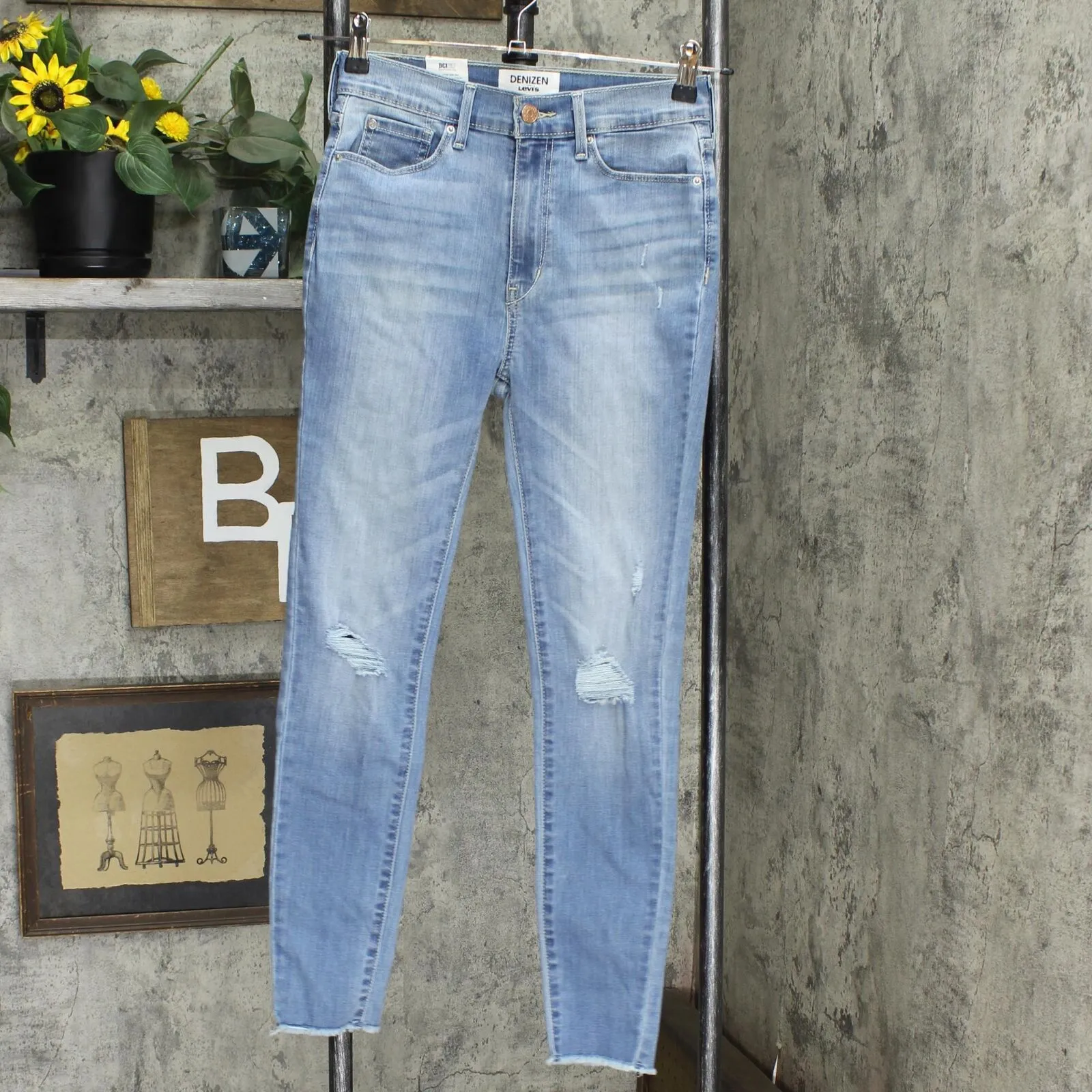 DENIZEN from Levi's Women's Ultra-High Rise Jeggings (Juniors')