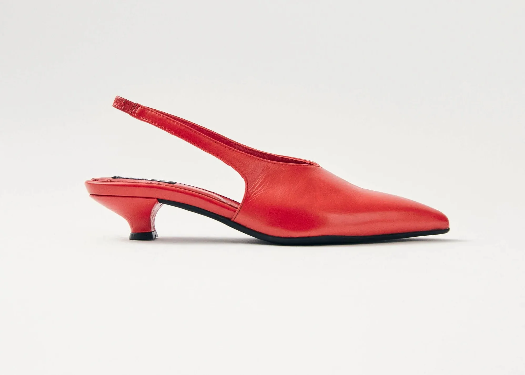 Eros Red Pumps