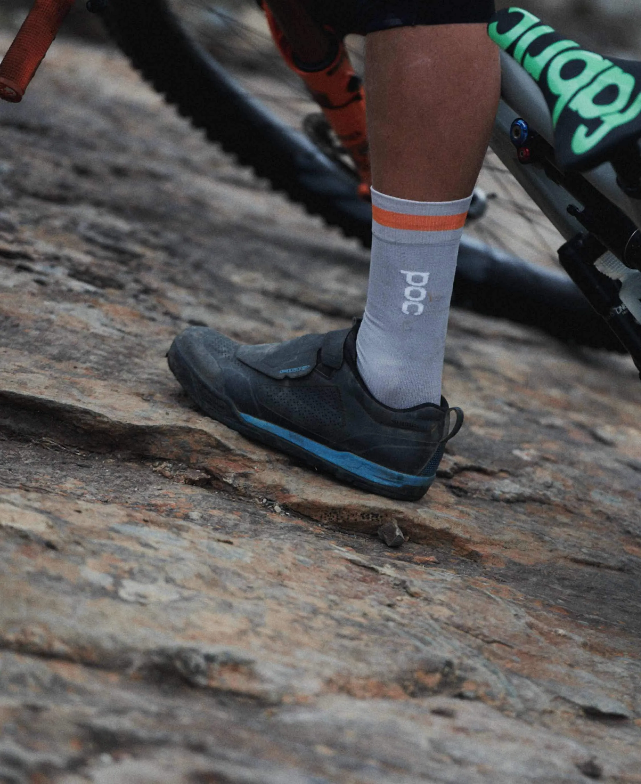 Essential Mid Length Sock