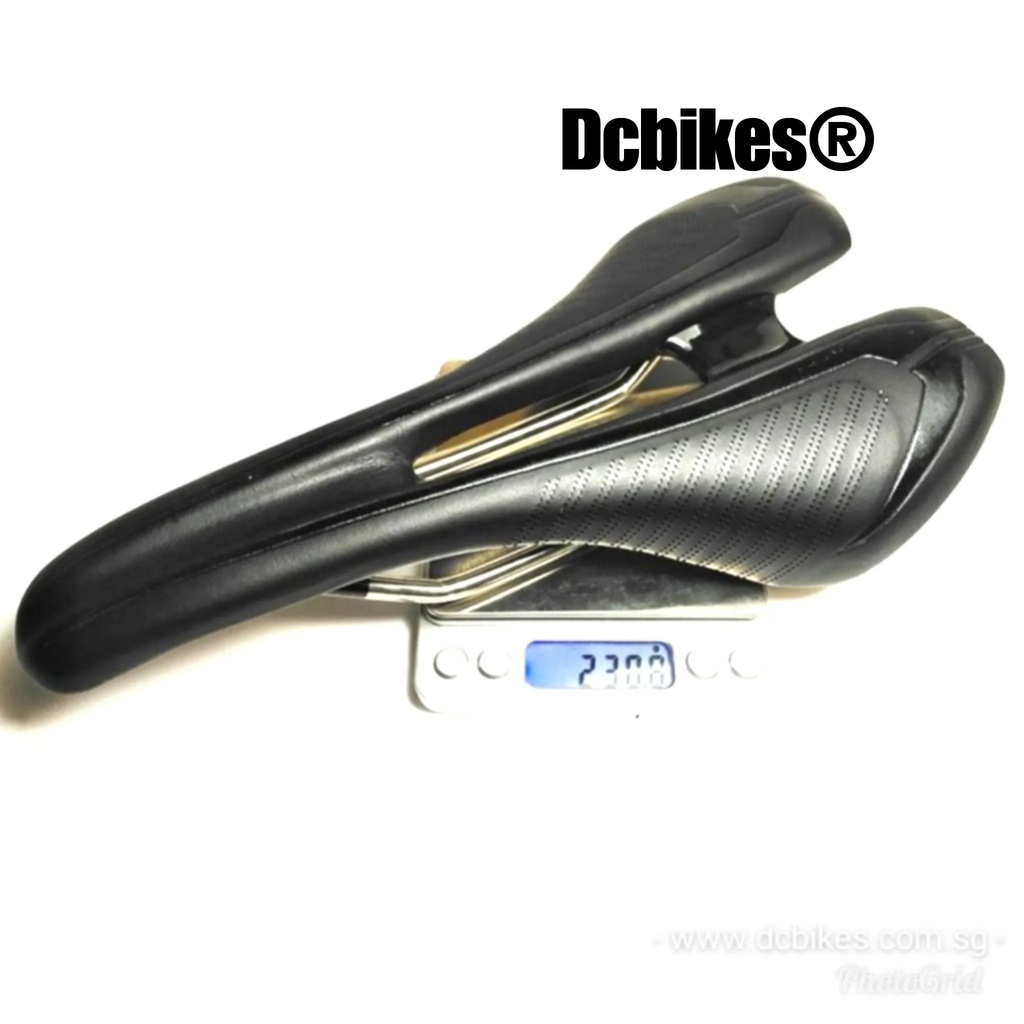 Evo Expert Titanium Rails Hollow Saddle 230g
