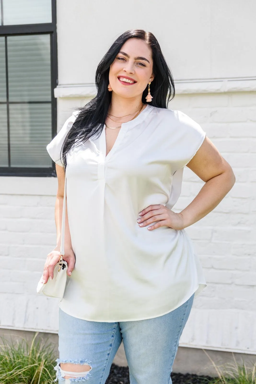 Hazel Blues® | Isn't It Ironic Top In White