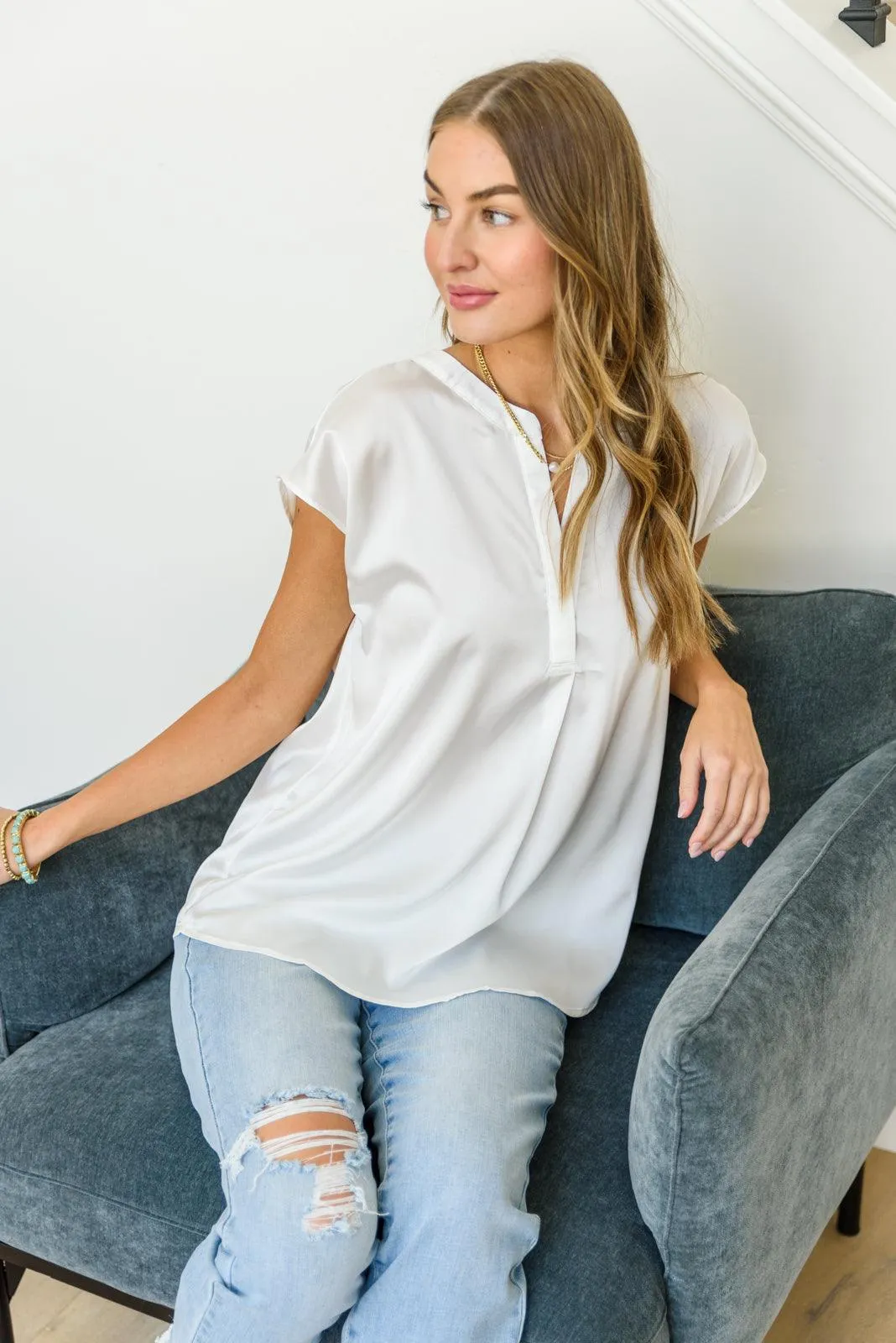 Hazel Blues® | Isn't It Ironic Top In White