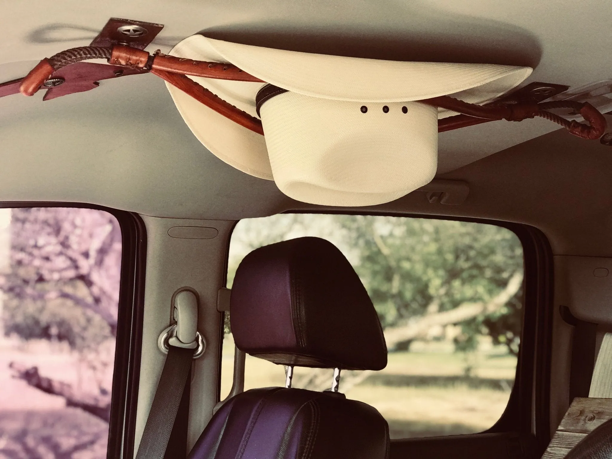 JM Buckskin Edition Cowboy Hat Rack