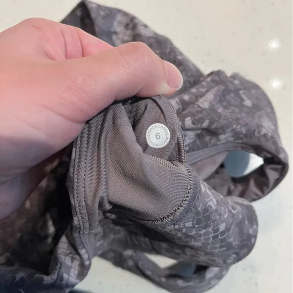Lululemon Wunder Train Longline Bra in Hideaway Camo Lunar Rock Multi Size 6