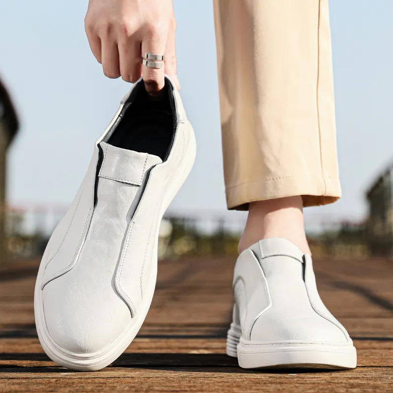 Lusso Signature Sneakers