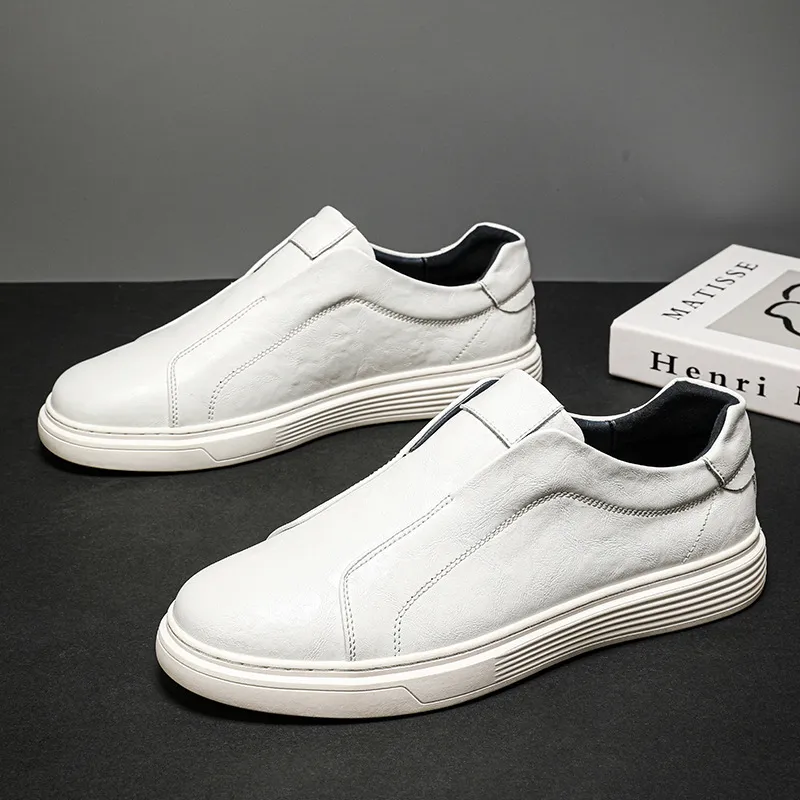 Lusso Signature Sneakers