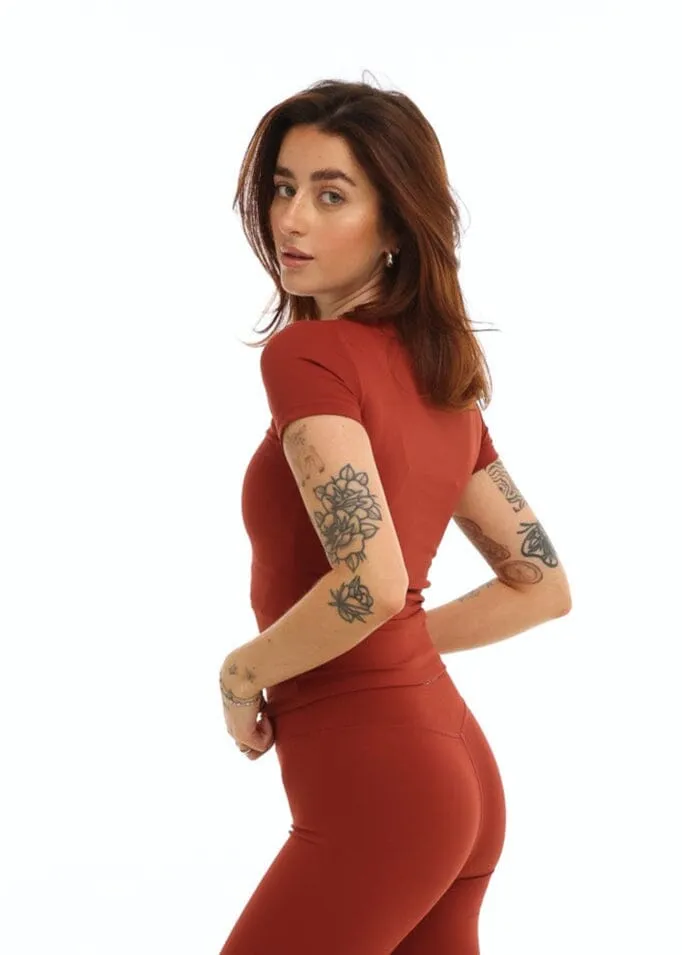 Margot Tee Red Velvet
