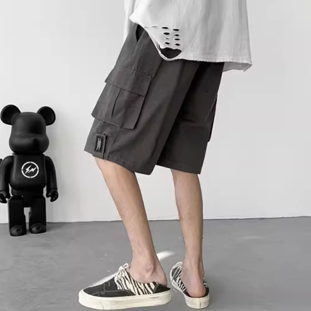 Minimalist Multi-Pocket Casual Shorts