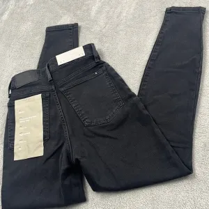 NEW Everlane 24, 00 Organic Cotton, The Curvy Way High Skinny Jean Black