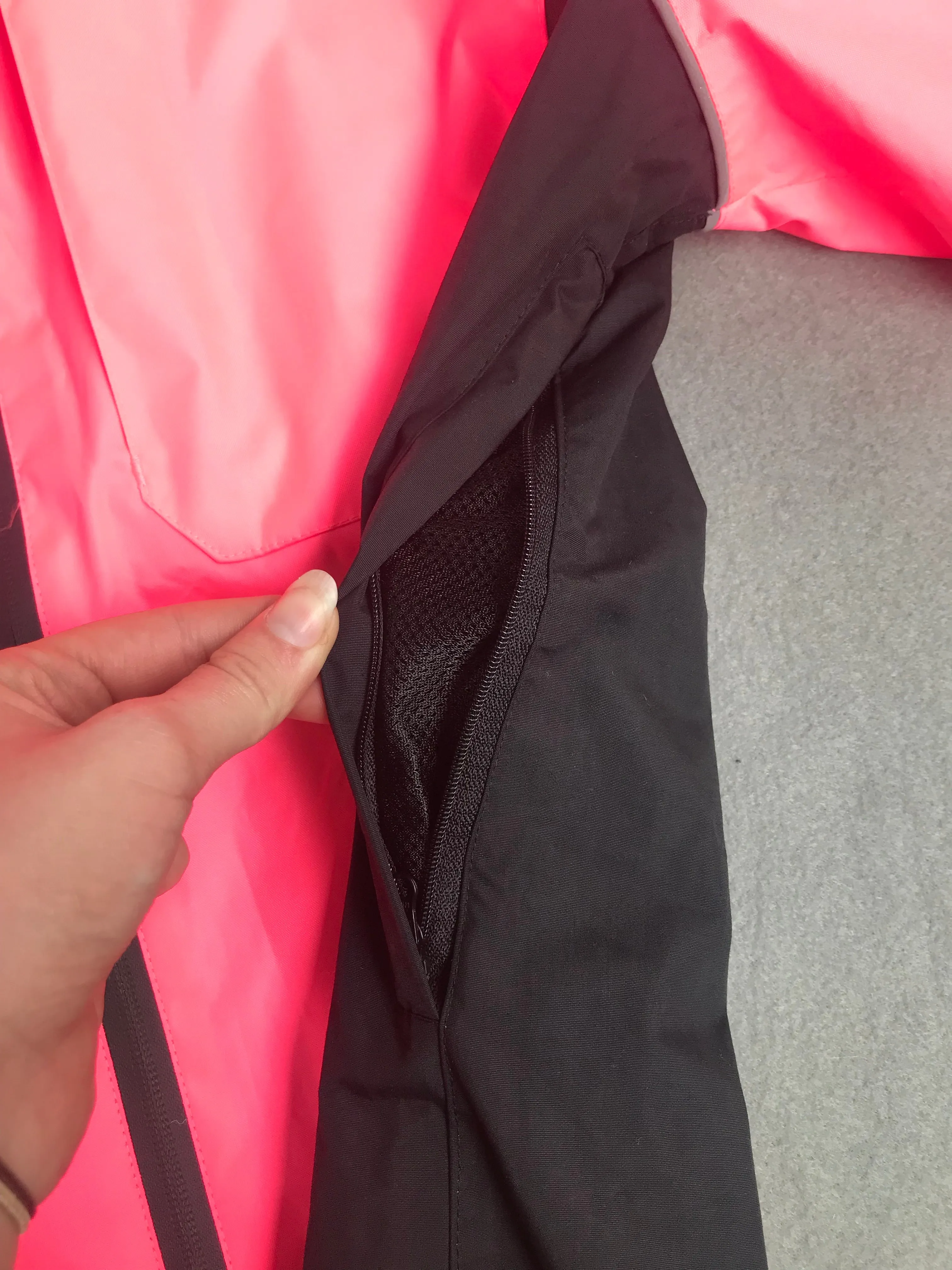 New Mountain warehouse hi vis coat FREE POSTAGE