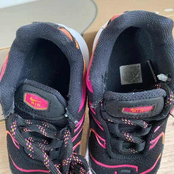 Nike Air Max Plus Pink/Black Toddler Sneakers- SZ 7 C