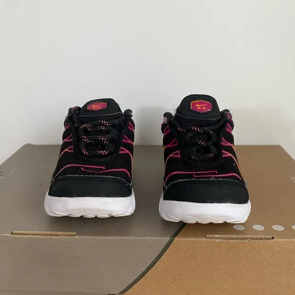 Nike Air Max Plus Pink/Black Toddler Sneakers- SZ 7 C