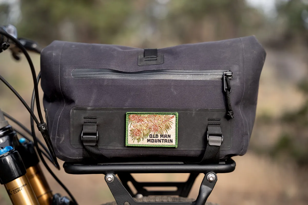Old Man Mountain - Juniper Trunk Bag