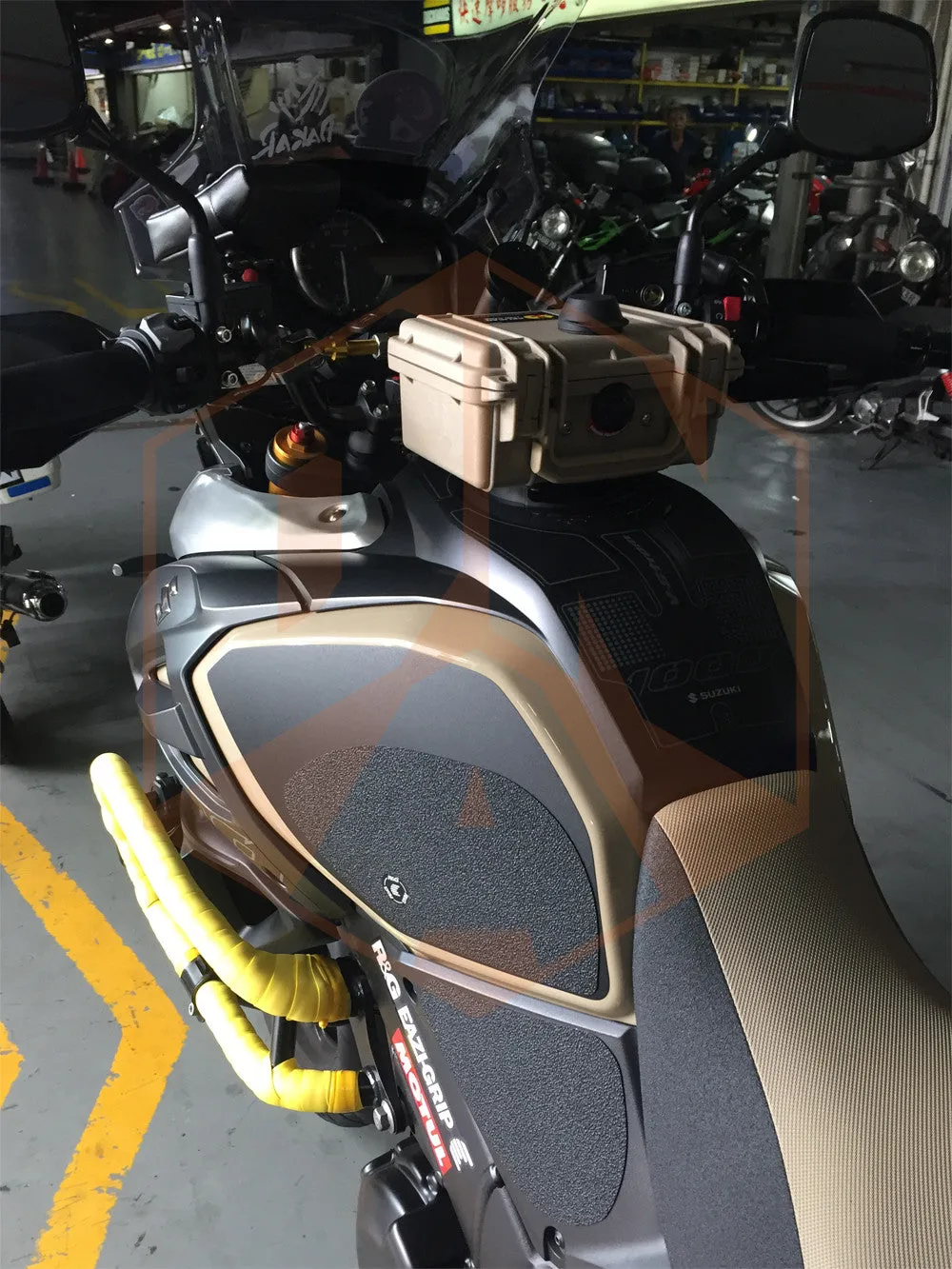 Pelican Tank Case for Suzuki
