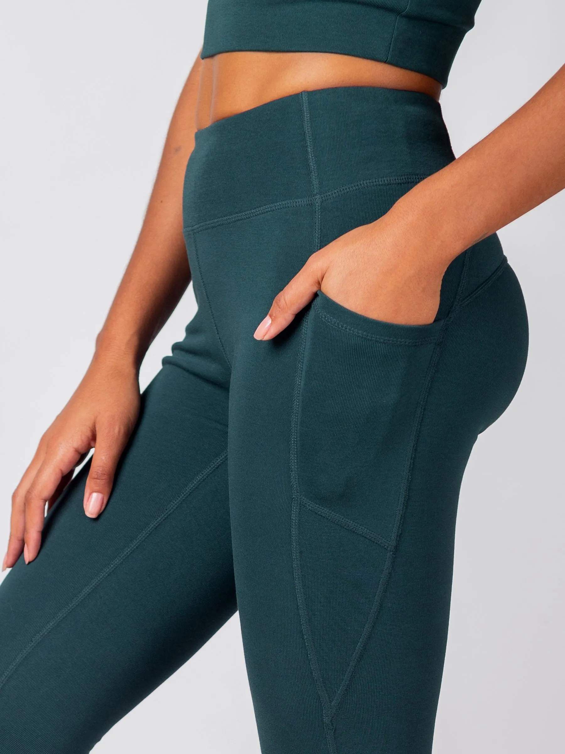 PlantTec™ Organic Crop/Petite Leggings | Monstera