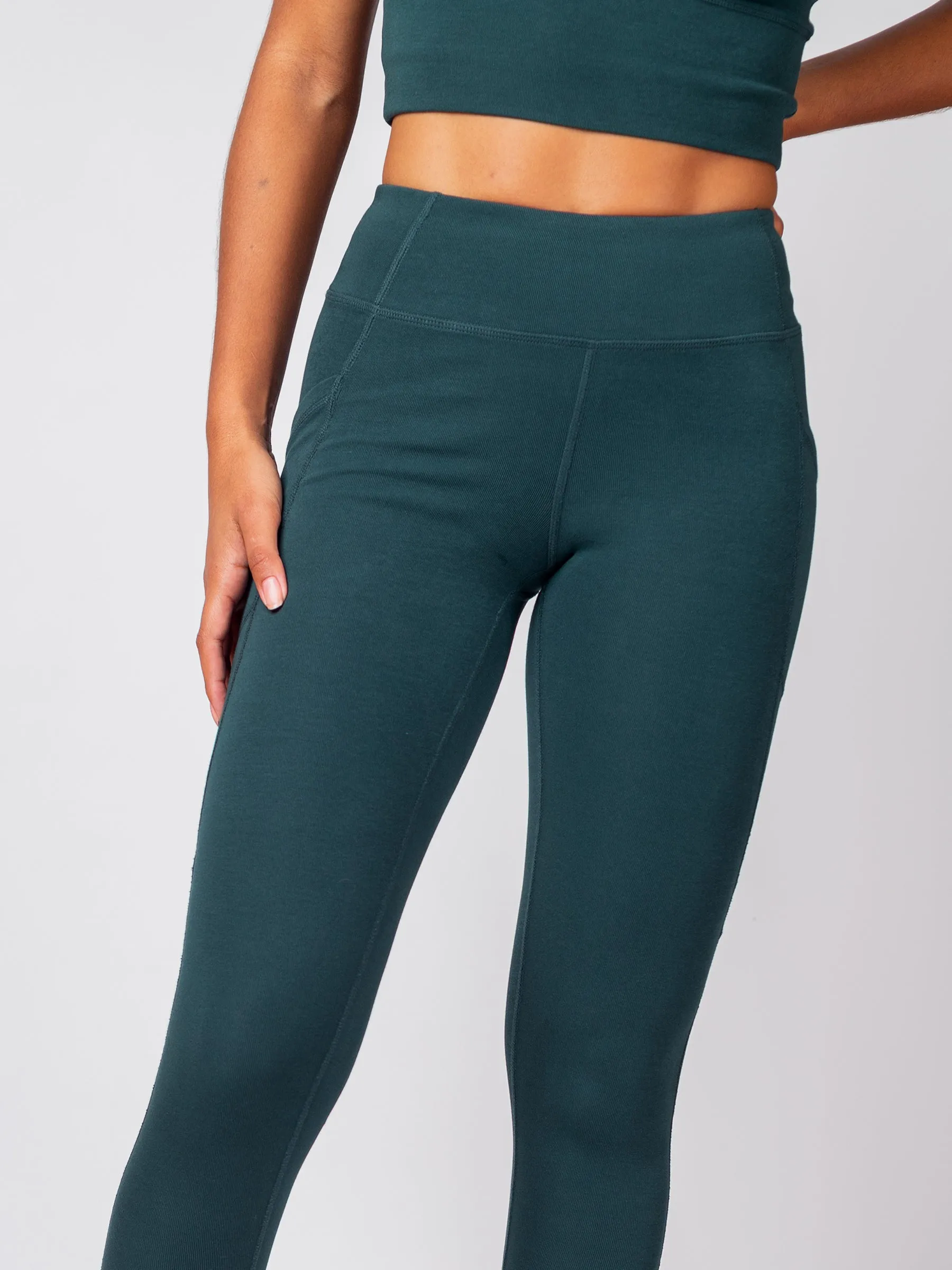 PlantTec™ Organic Crop/Petite Leggings | Monstera