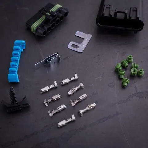 Revival Signature Waterproof 3 Circuit Breaker / Fuse Block