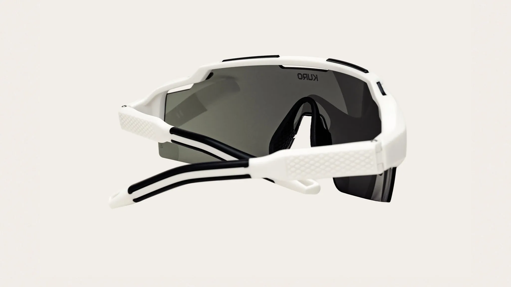 SAKER-Bone / Black / High Contrast Grey