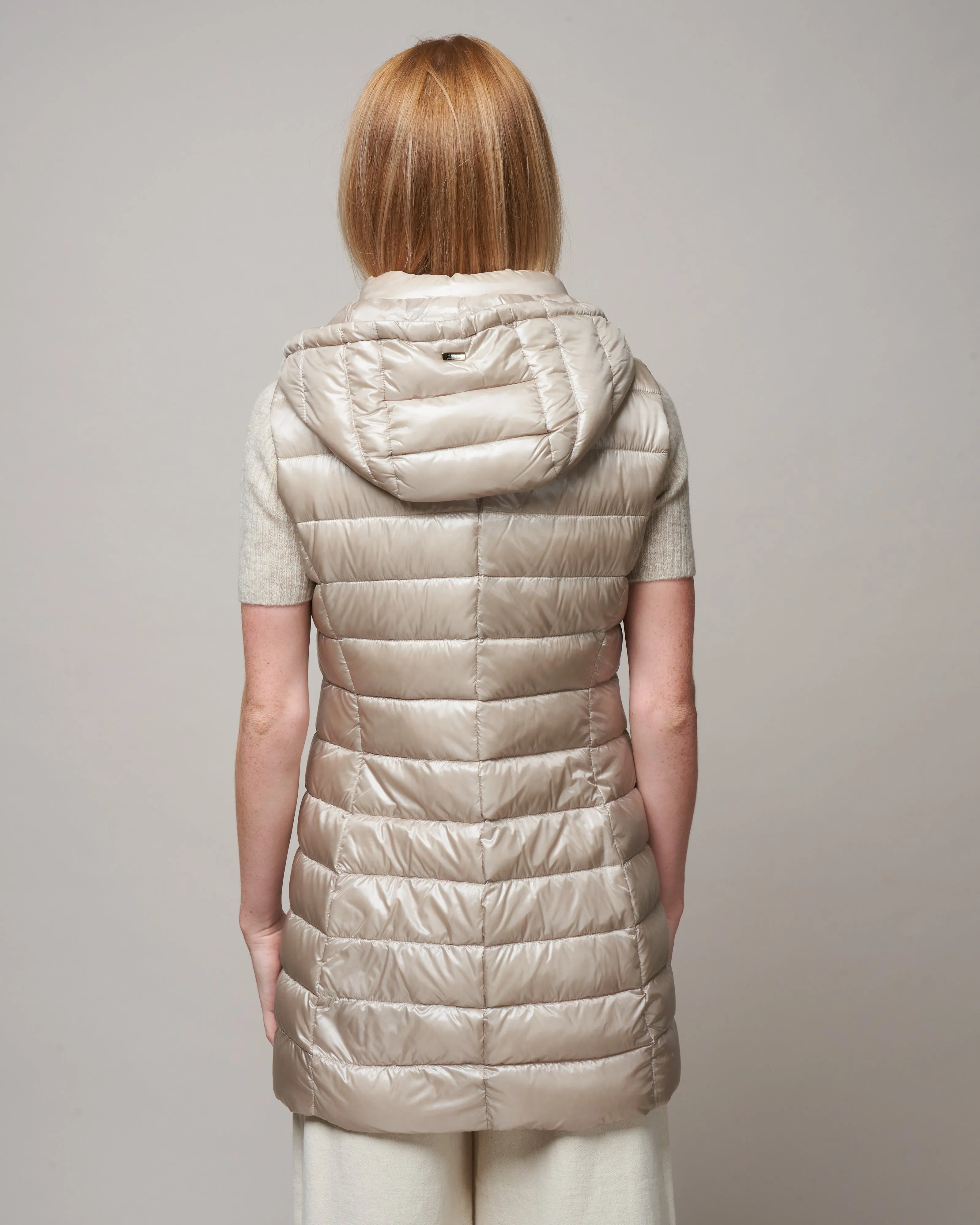 serena ultralight long vest - chantilly