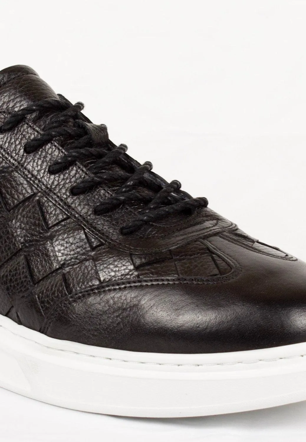 Serendip Sneaker Black