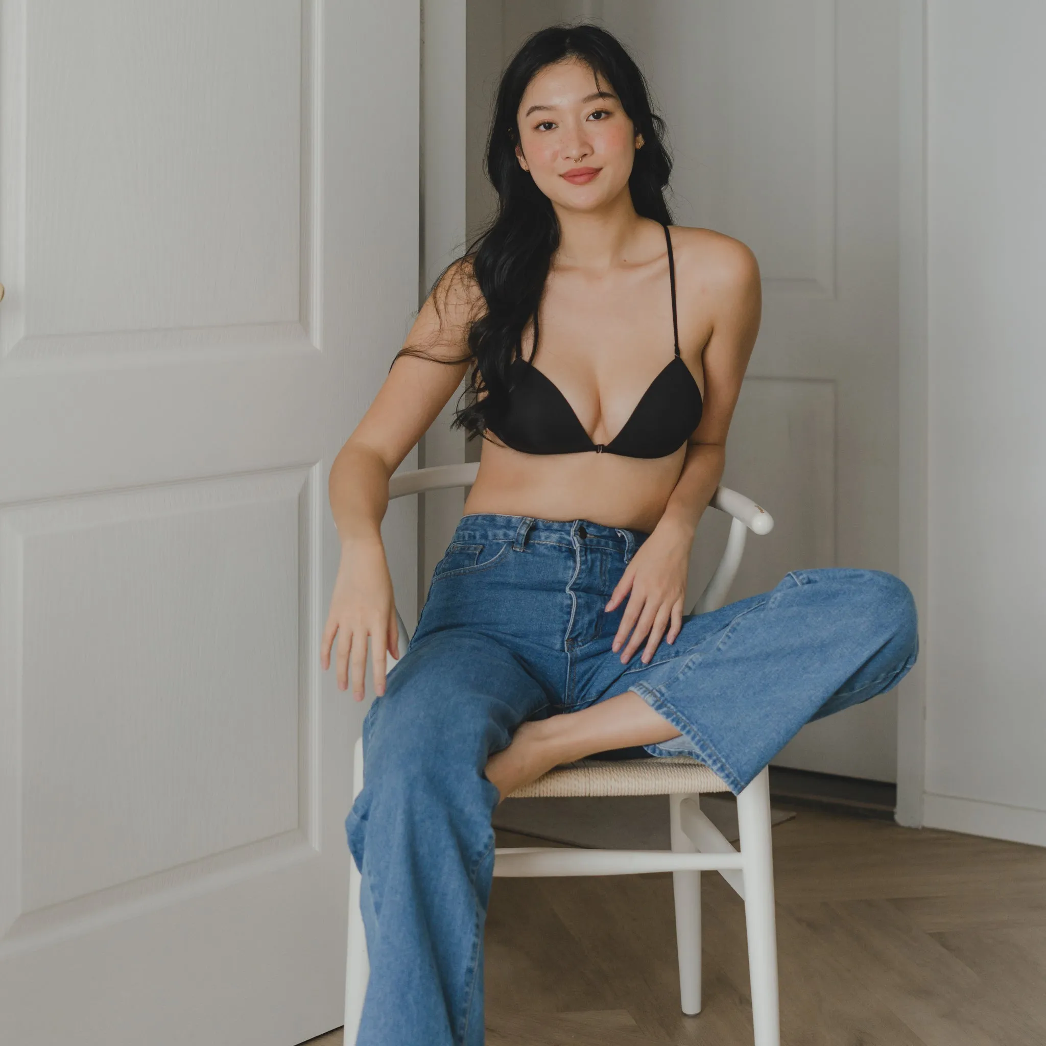 Serenity Muse! Front-Hook Lightly-Lined Bralette in Black (Size L & XL Only)