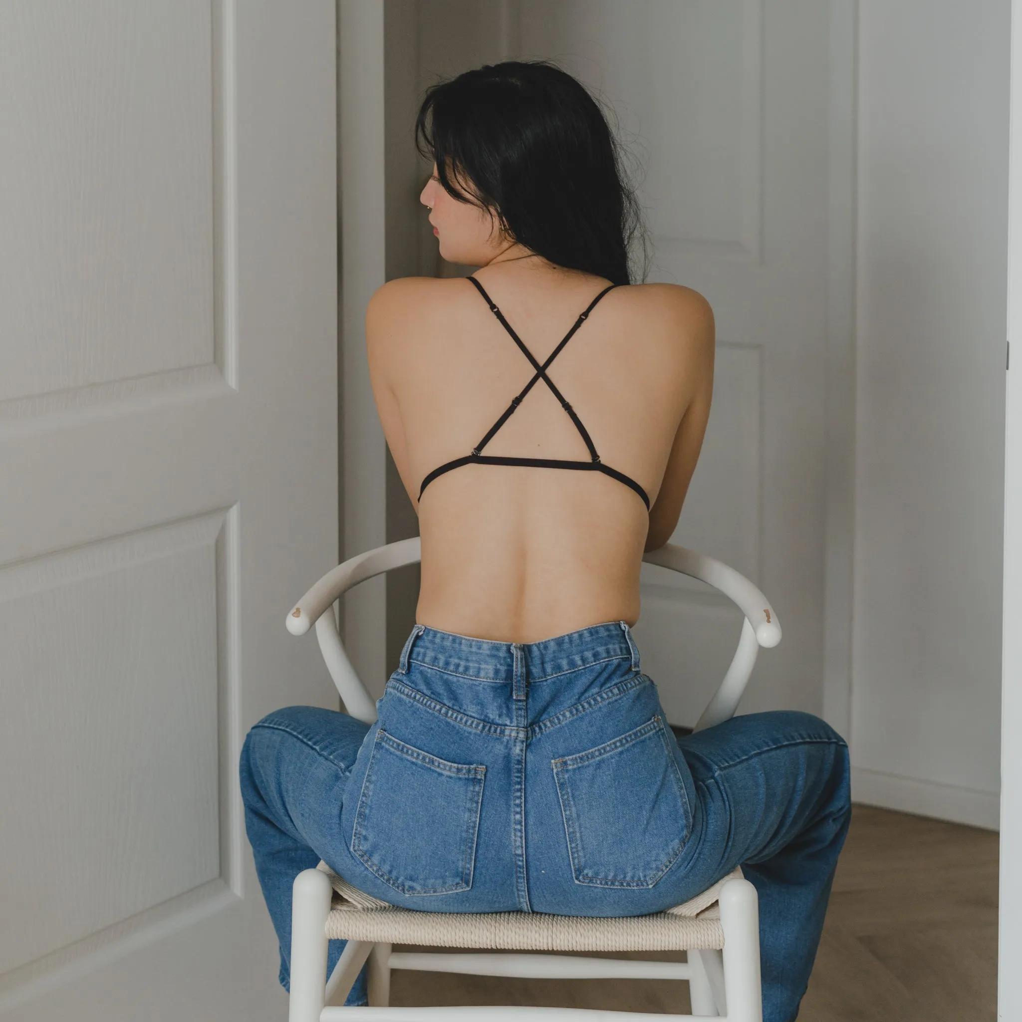 Serenity Muse! Front-Hook Lightly-Lined Bralette in Black (Size L & XL Only)