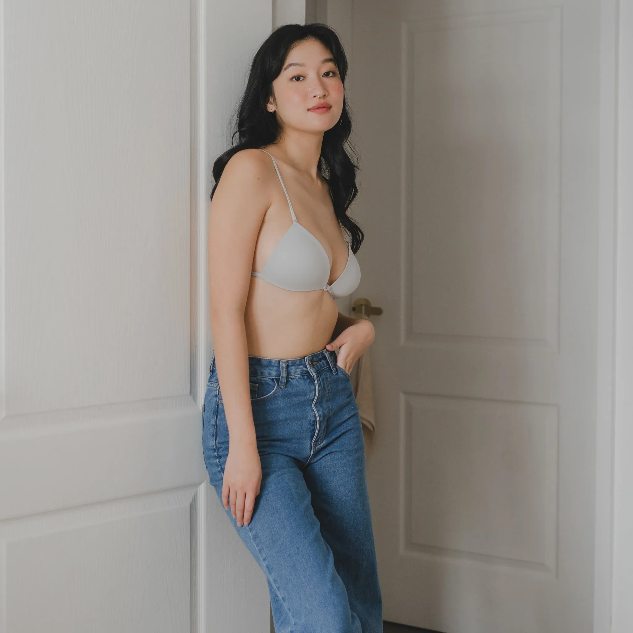 Serenity Muse! Front-Hook Lightly-Lined Bralette in Soft Grey