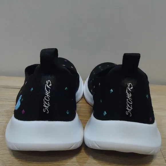 SIZE 12. Skechers air-cooled memory foam slip-on sneakers.