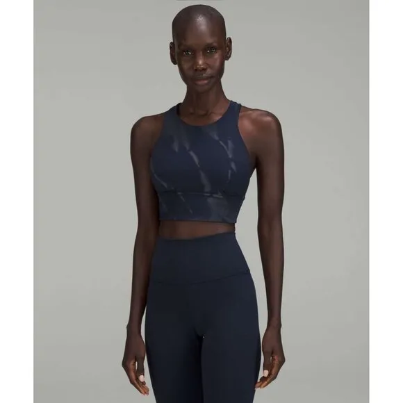 size 4 NWT Lululemon Wunder Train Longline‎ Bra Fade *Medium Support, C/D Cup