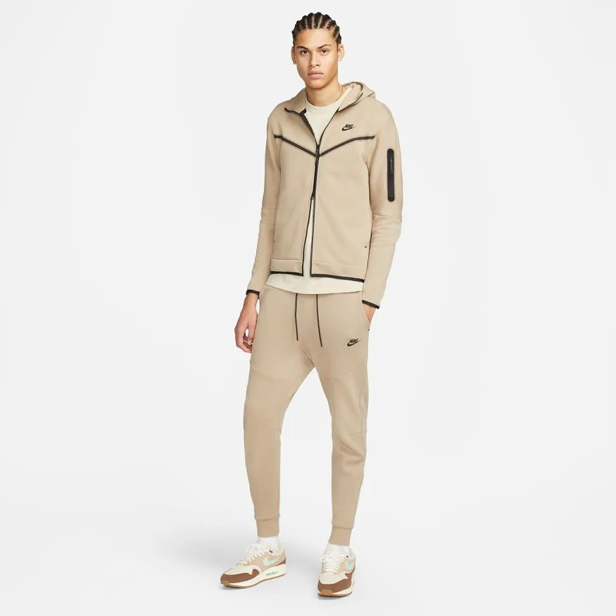 TECH FLEECE JOGGER "KHAKI"