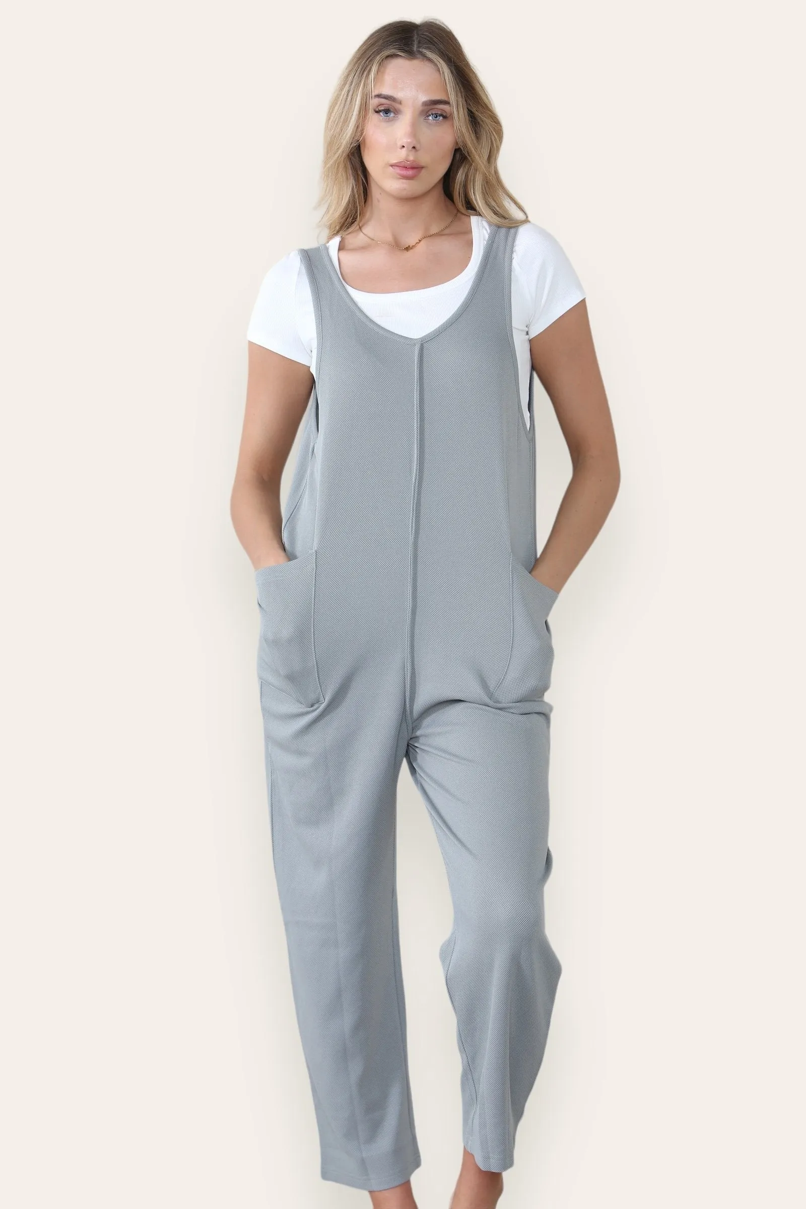 Women's Athleisure Plain V Neck Sleeveless Side Pocket Baggy Jumpsuit